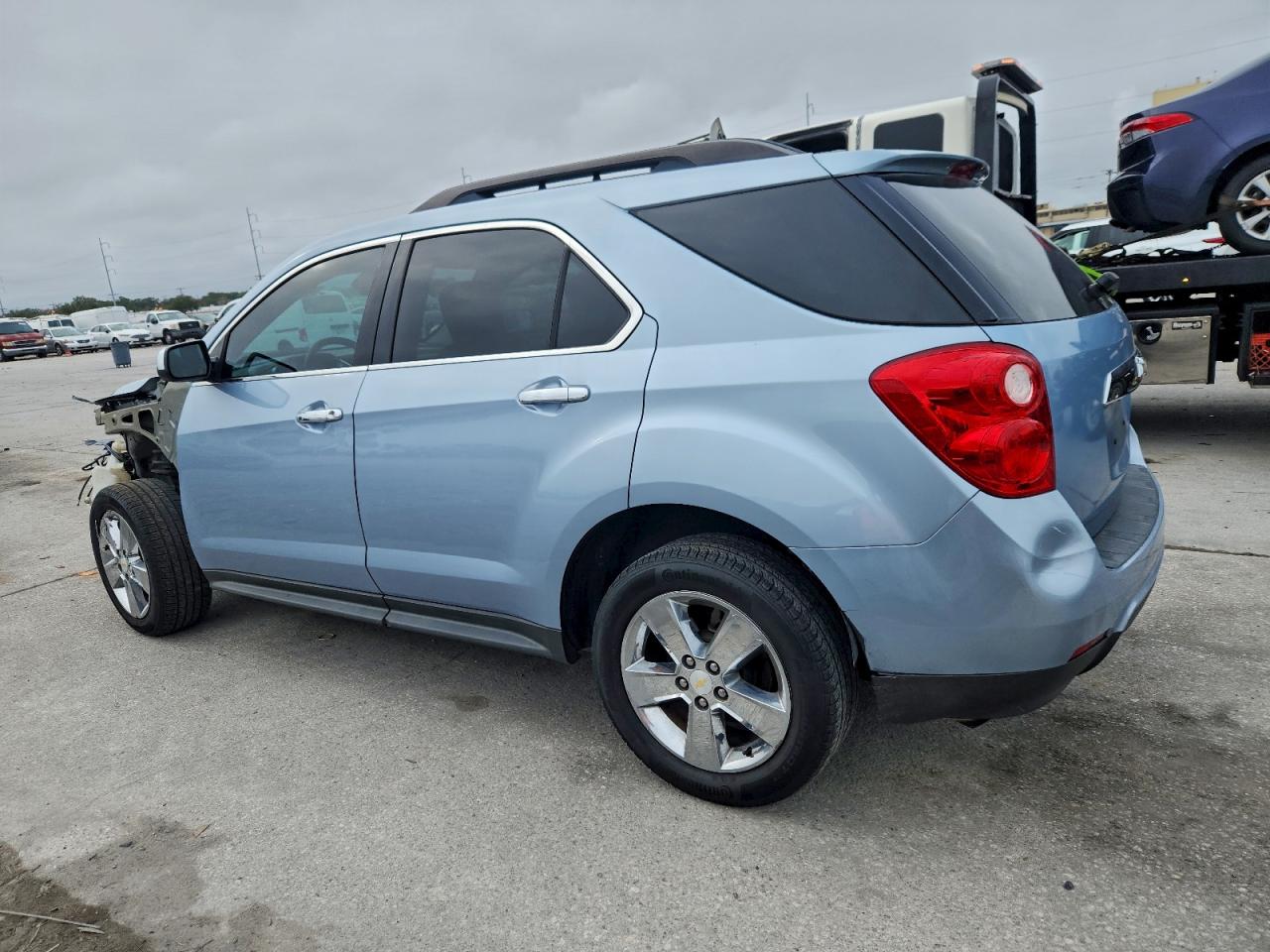 2015 CHEVROLET EQUINOX LT photo 2
