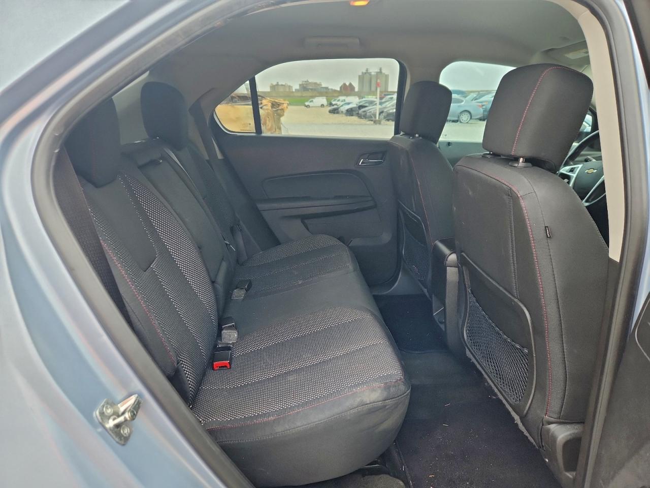 2015 CHEVROLET EQUINOX LT photo 11