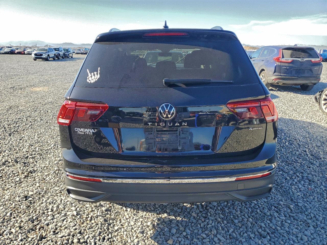 2024 VOLKSWAGEN TIGUAN S photo 6