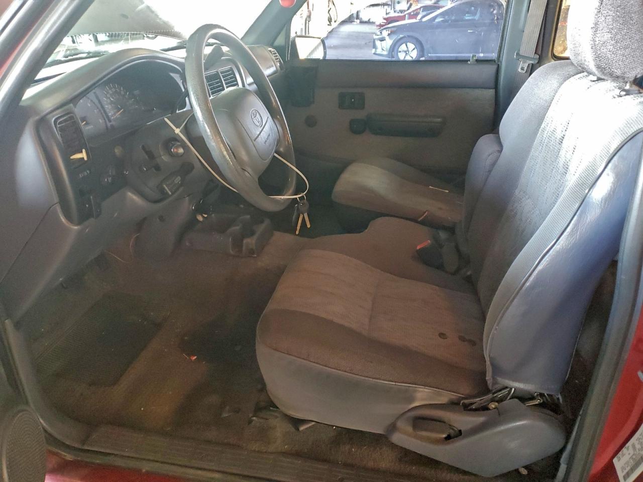 1998 TOYOTA TACOMA XTRACAB photo 13