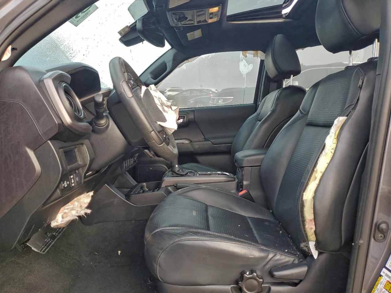 2019 TOYOTA TACOMA DOUBLE CAB photo 13