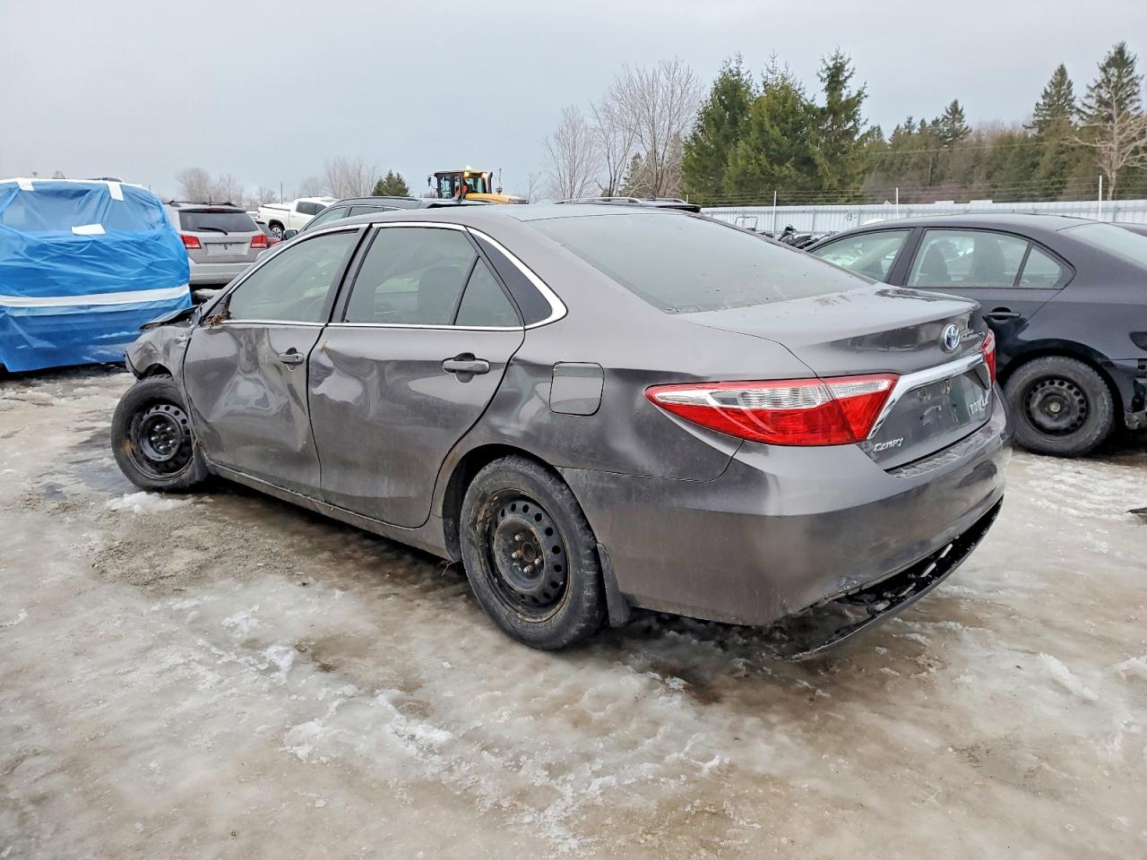 2017 TOYOTA CAMRY HYBRID photo 2