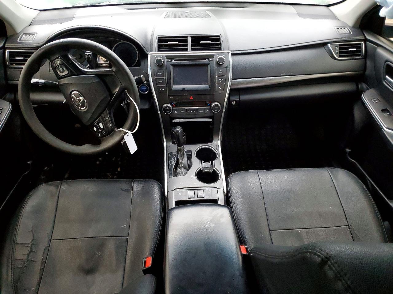 2017 TOYOTA CAMRY HYBRID photo 8
