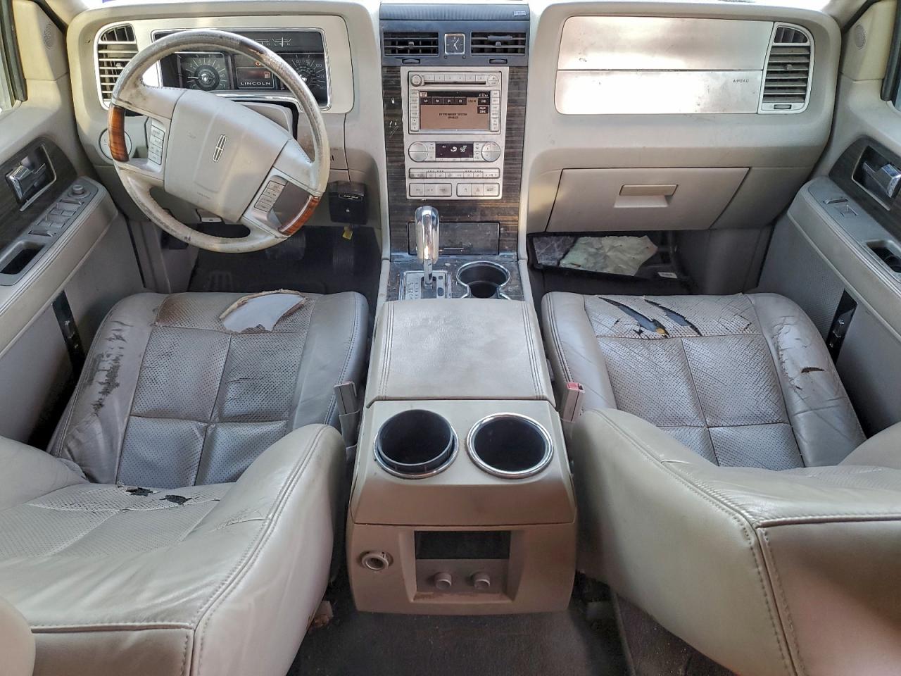 2008 LINCOLN NAVIGATOR photo 22