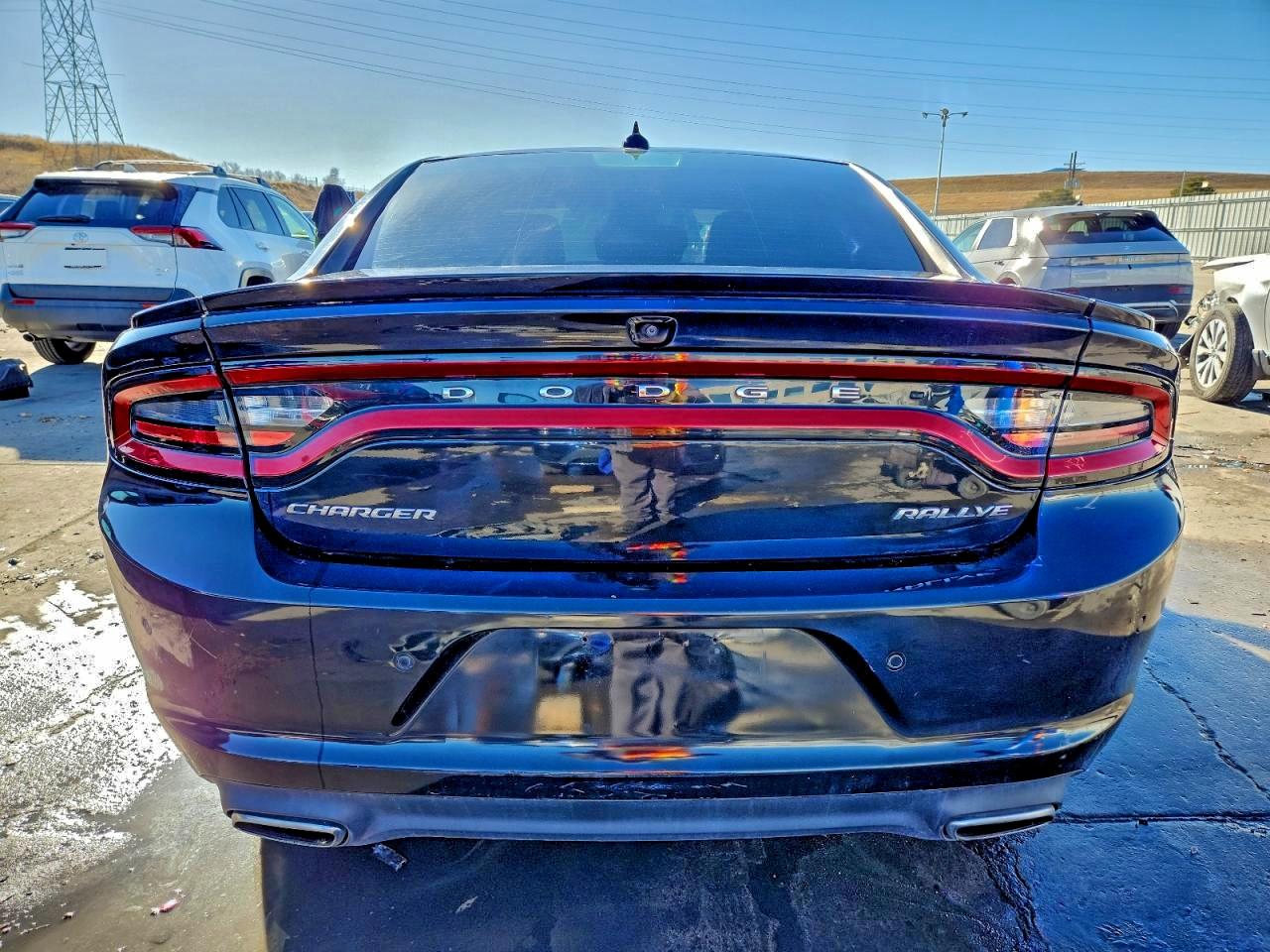 2015 DODGE CHARGER SXT photo 16