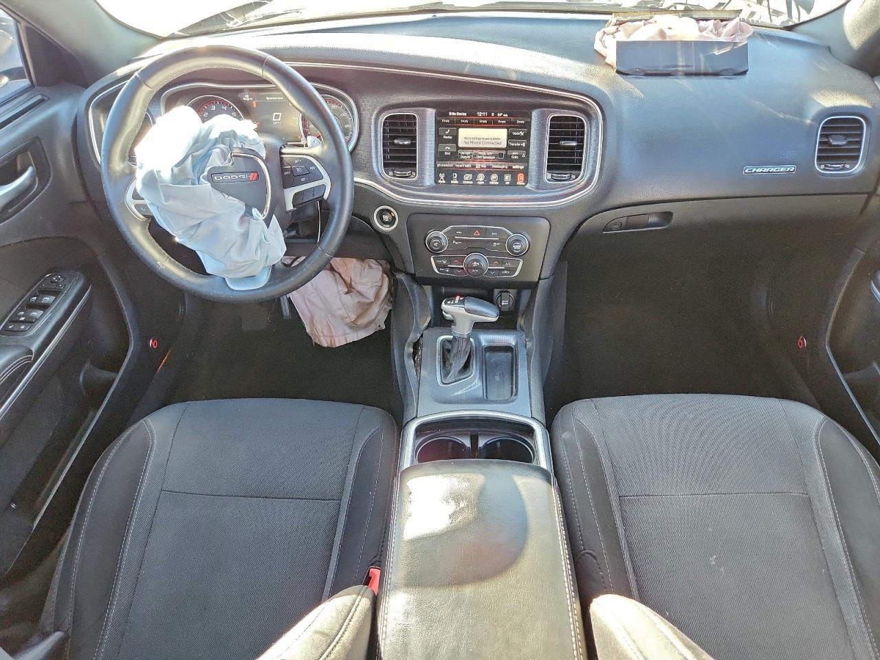 2015 DODGE CHARGER SXT photo 22