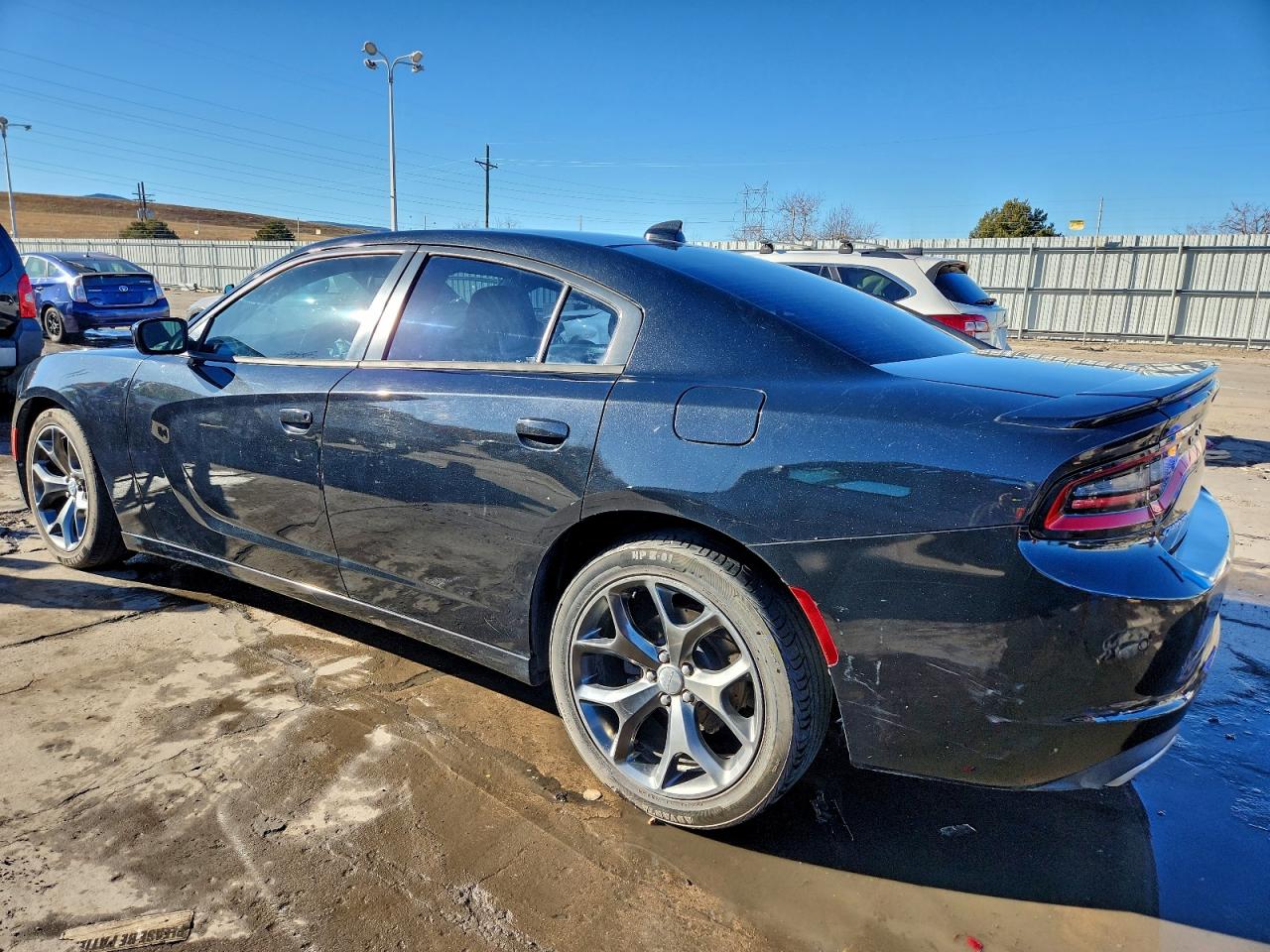 2015 DODGE CHARGER SXT photo 4
