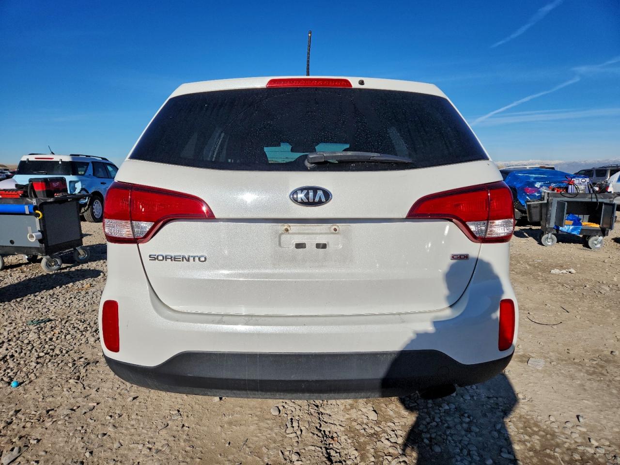 2015 KIA SORENTO LX photo 11