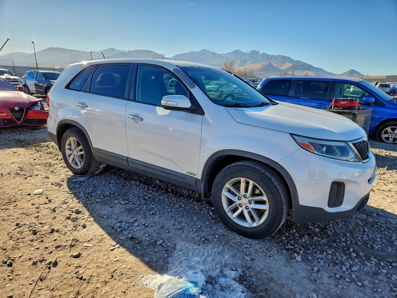 2015 KIA SORENTO LX photo 7