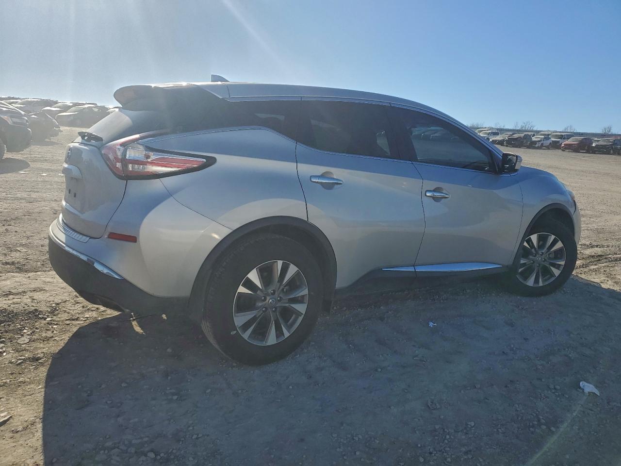 2017 NISSAN MURANO S photo 3