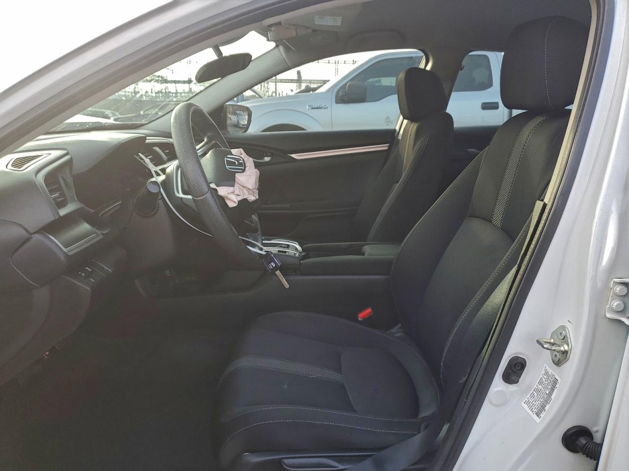 2020 HONDA CIVIC LX photo 7