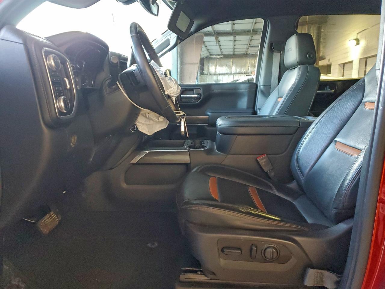 2021 GMC SIERRA K1500 AT4 photo 7