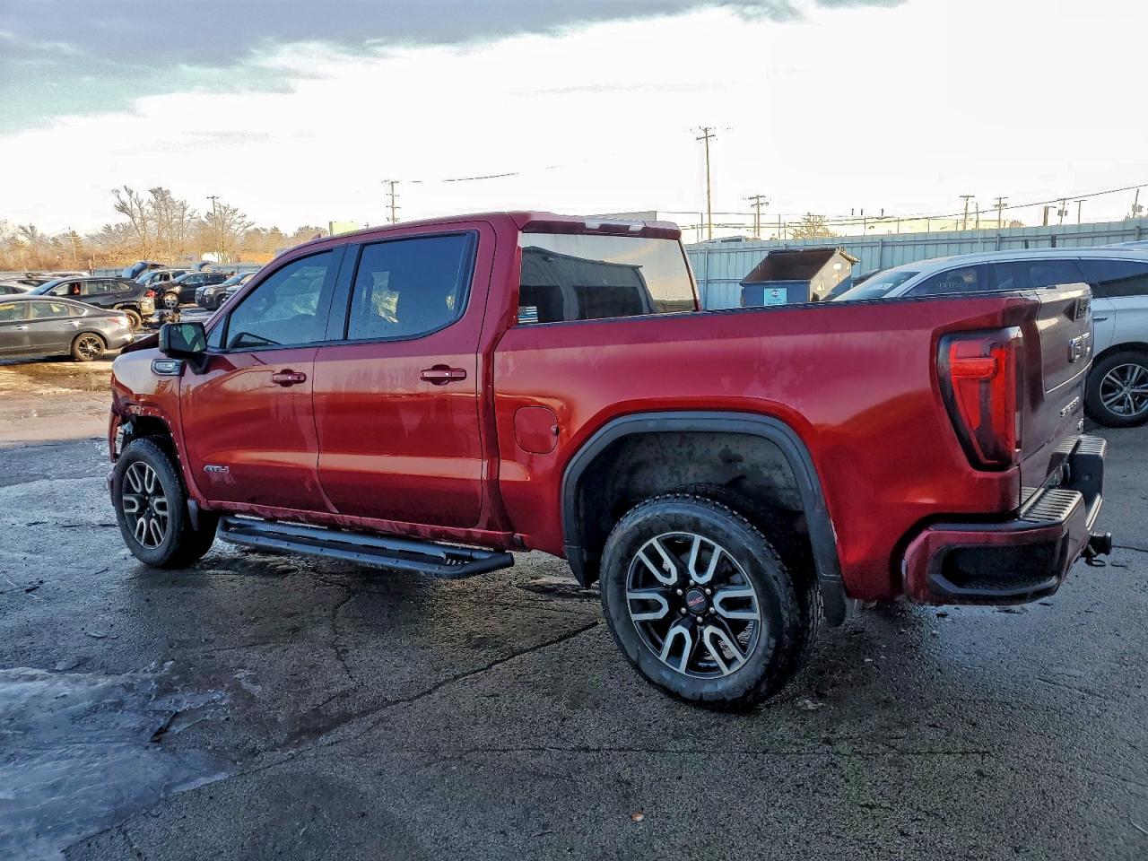 2021 GMC SIERRA K1500 AT4 photo 2