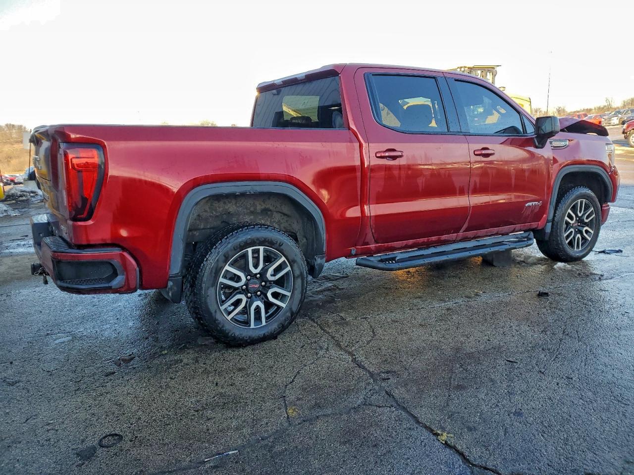 2021 GMC SIERRA K1500 AT4 photo 3