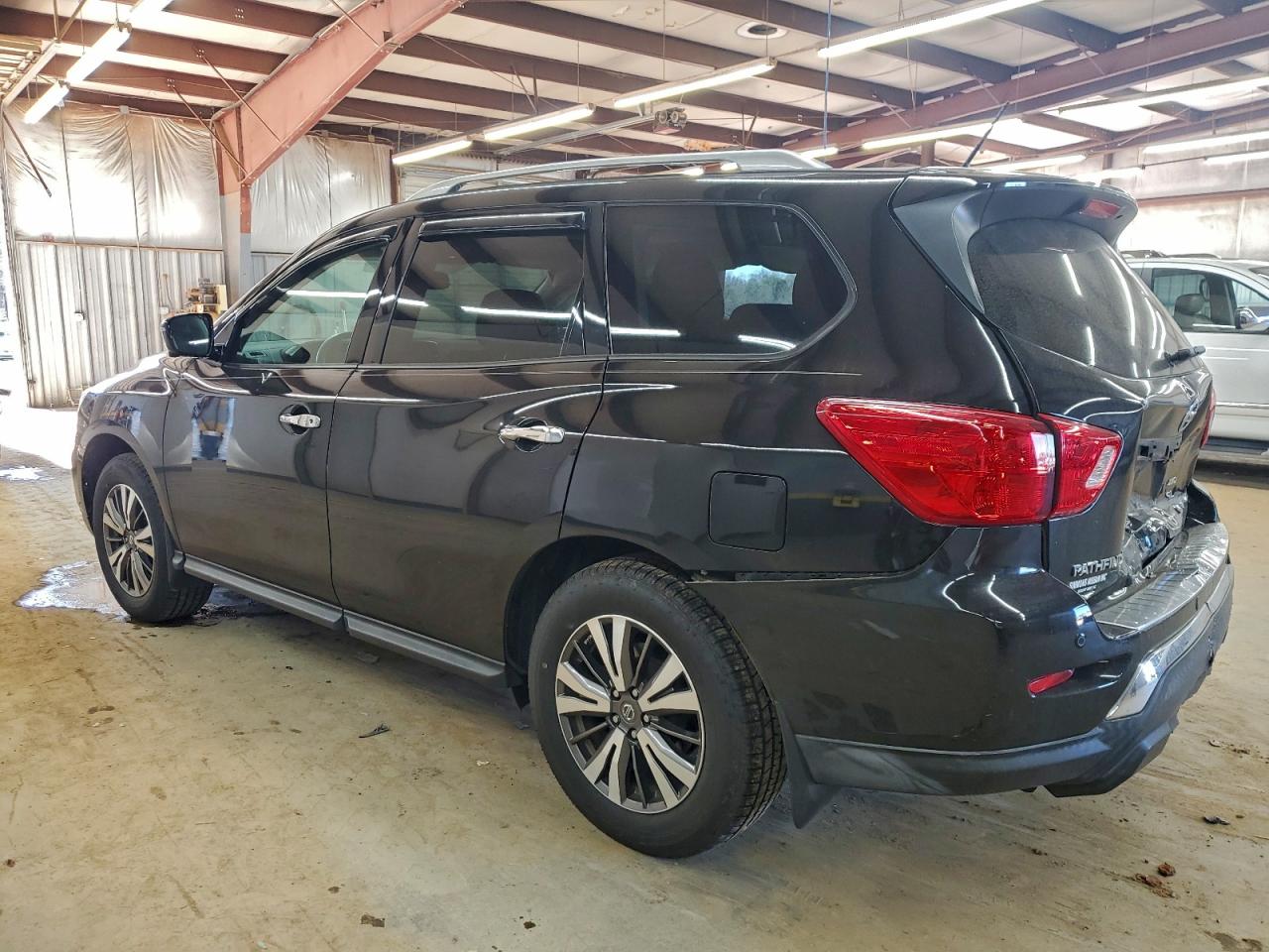 2017 NISSAN PATHFINDER S photo 3