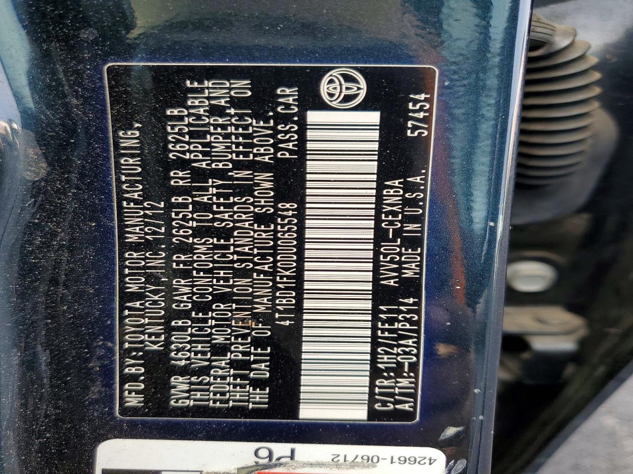 2013 TOYOTA CAMRY HYBRID photo 23