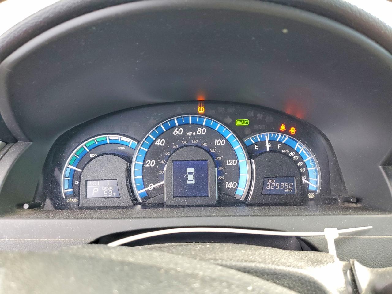 2013 TOYOTA CAMRY HYBRID photo 17