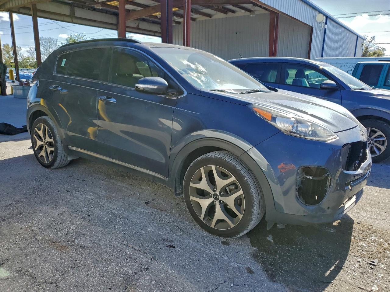 2018 KIA SPORTAGE SX photo 4