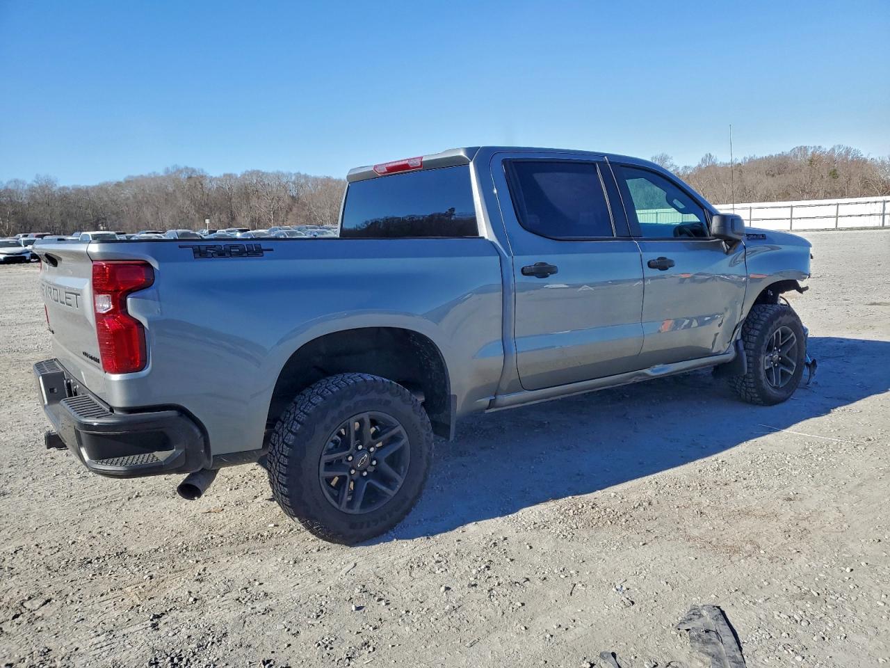 2025 CHEVROLET SILVERADO K1500 TRAIL BOSS CUSTOM photo 3