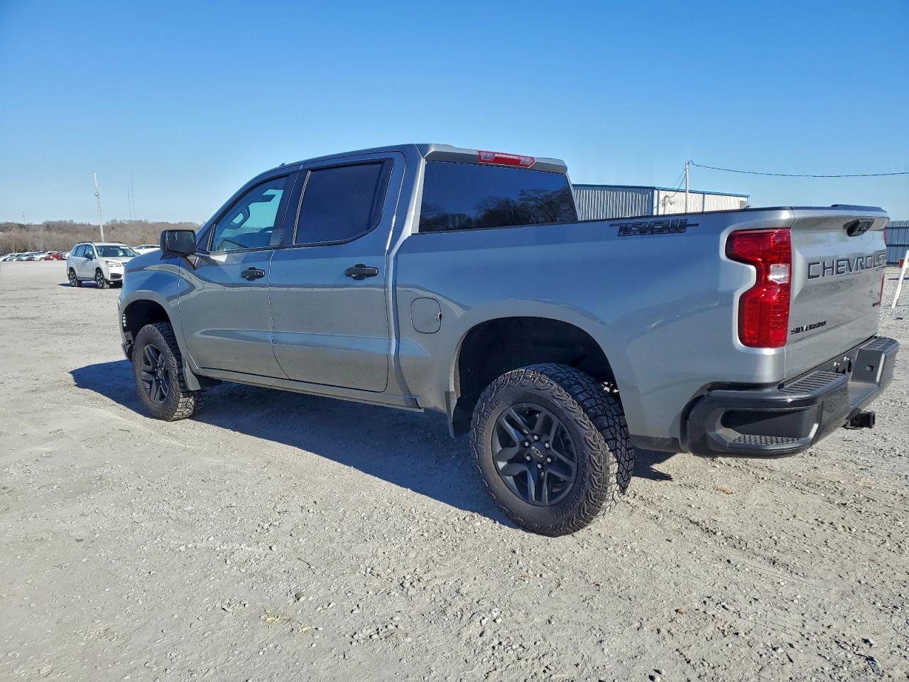 2025 CHEVROLET SILVERADO K1500 TRAIL BOSS CUSTOM photo 2