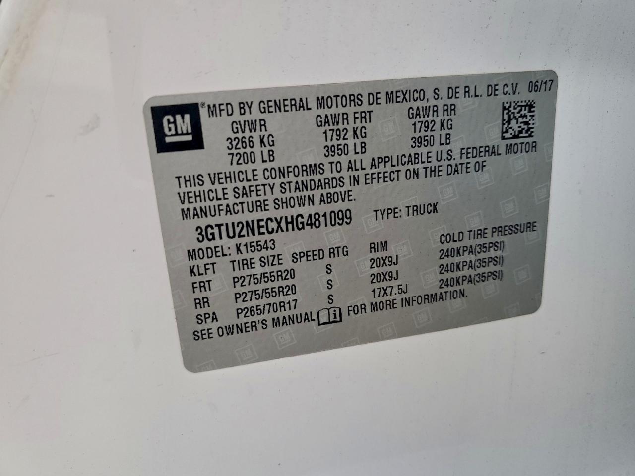 2017 GMC SIERRA K1500 SLT photo 23