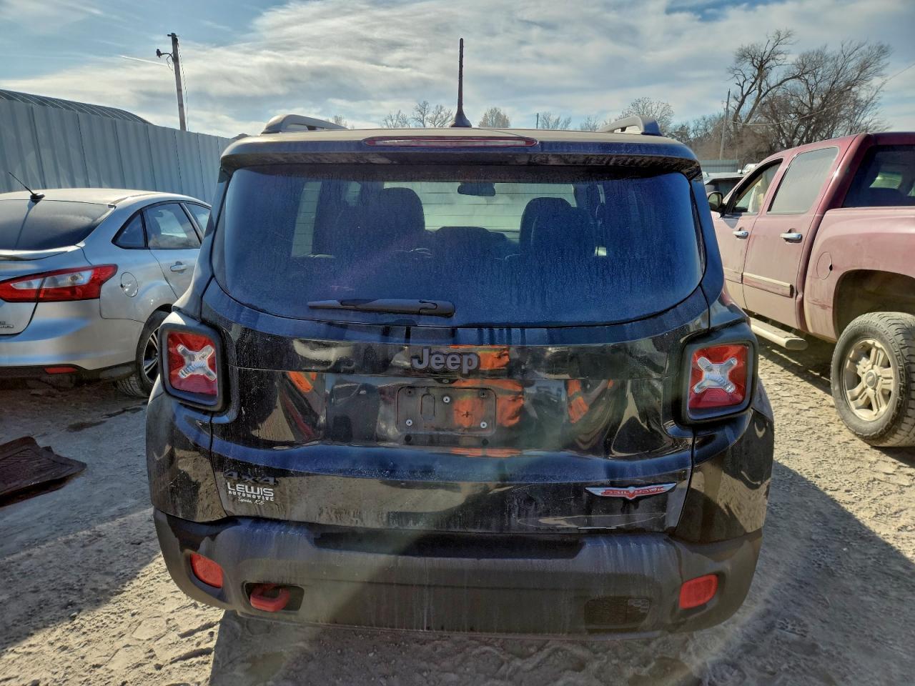 2015 JEEP RENEGADE TRAILHAWK photo 6