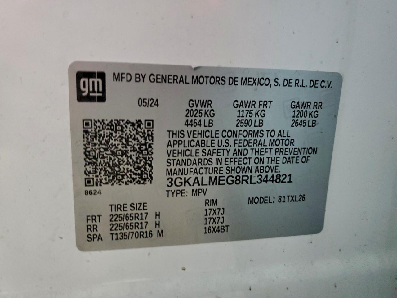 2024 GMC TERRAIN SLE photo 13