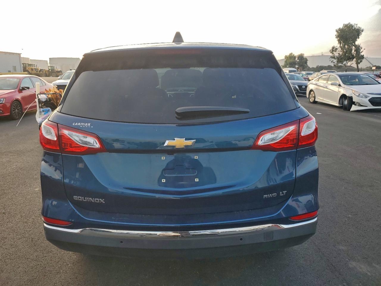 2020 CHEVROLET EQUINOX LT photo 6
