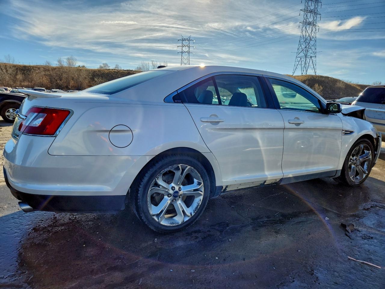 2010 FORD TAURUS SHO photo 5