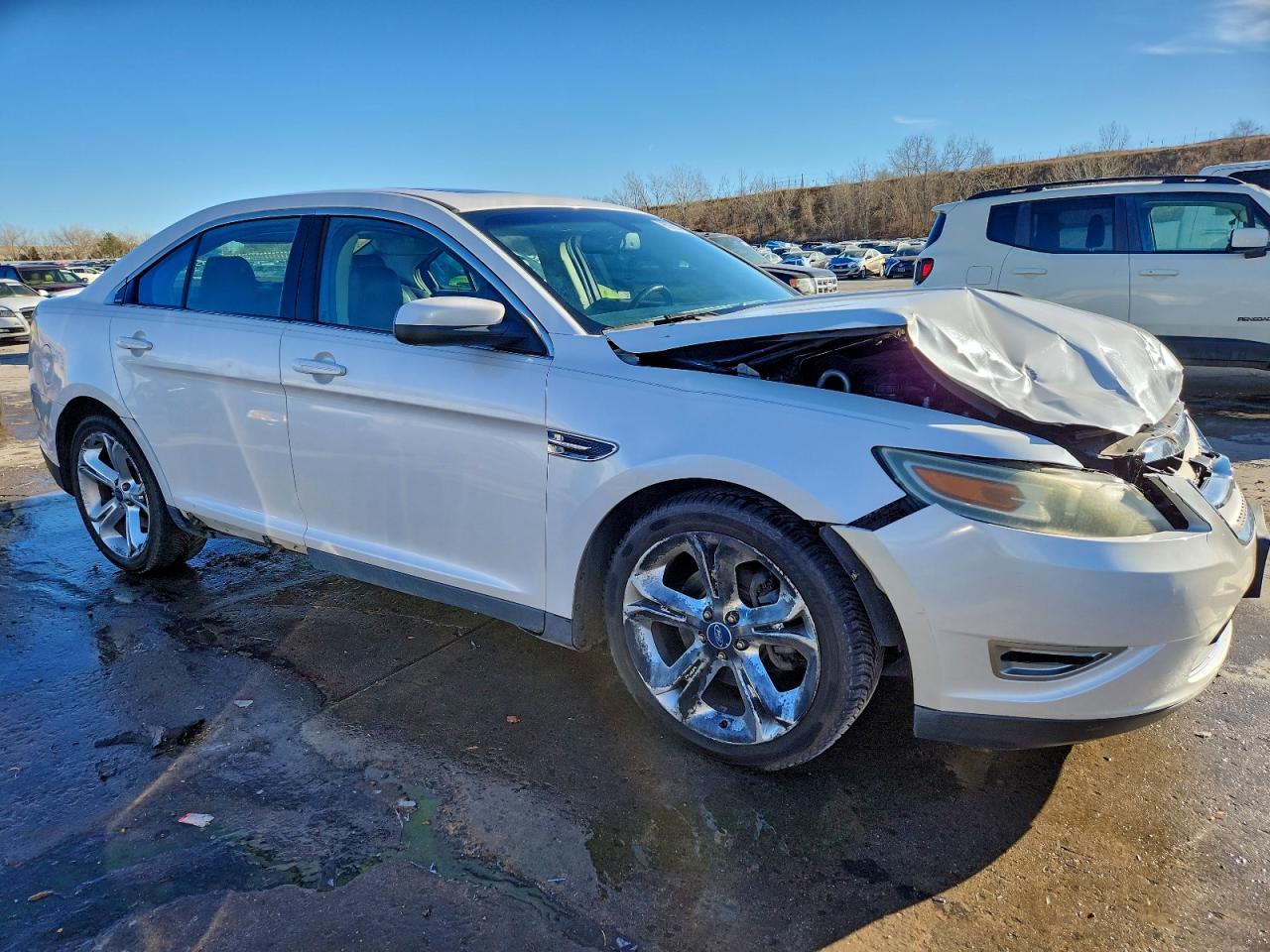 2010 FORD TAURUS SHO photo 7