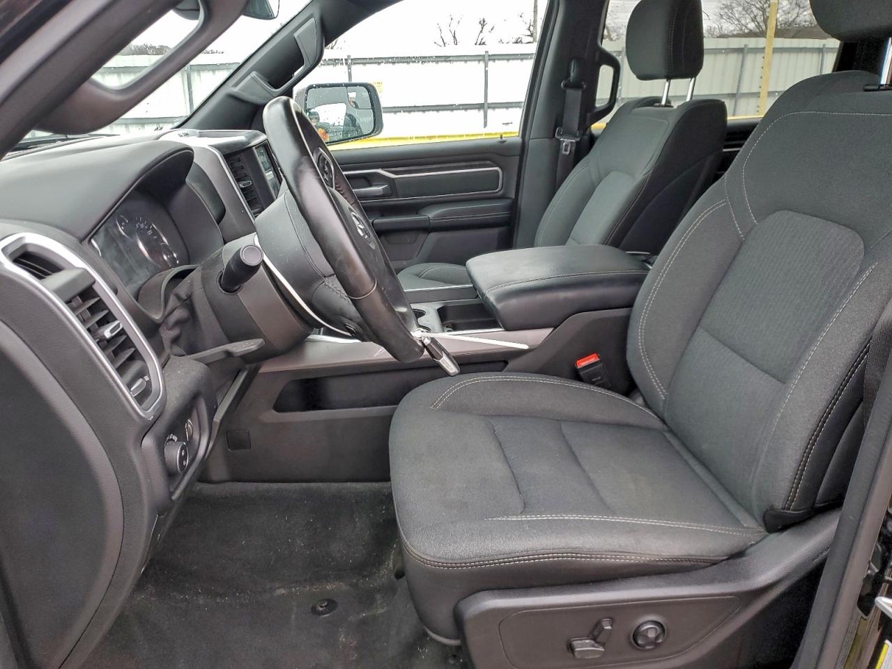 2021 RAM 1500 BIG HORN/LONE STAR photo 13