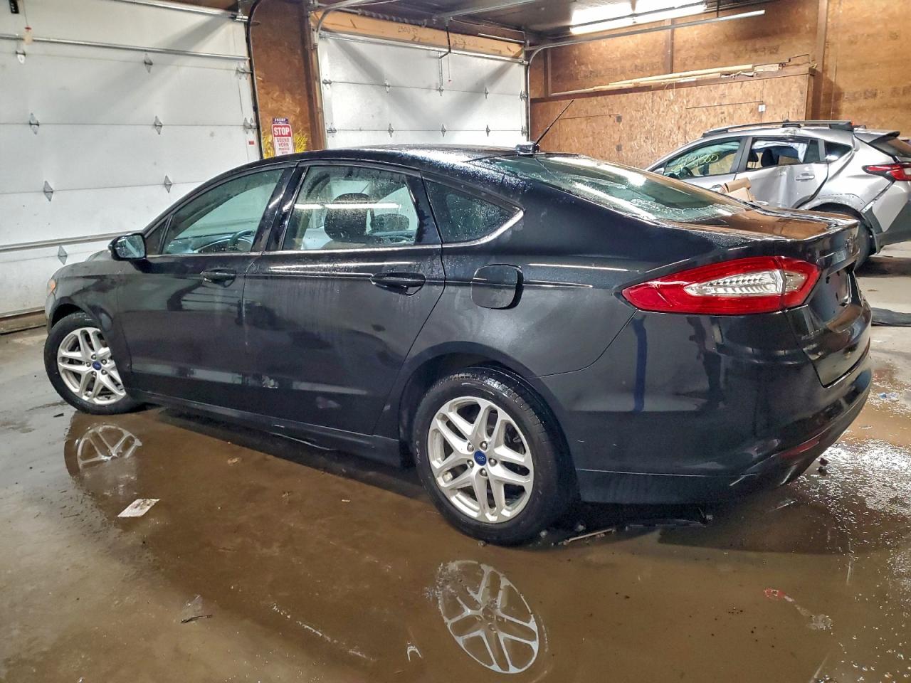 2013 FORD FUSION SE photo 2