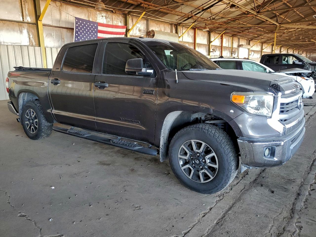 2014 TOYOTA TUNDRA CREWMAX SR5 photo 10
