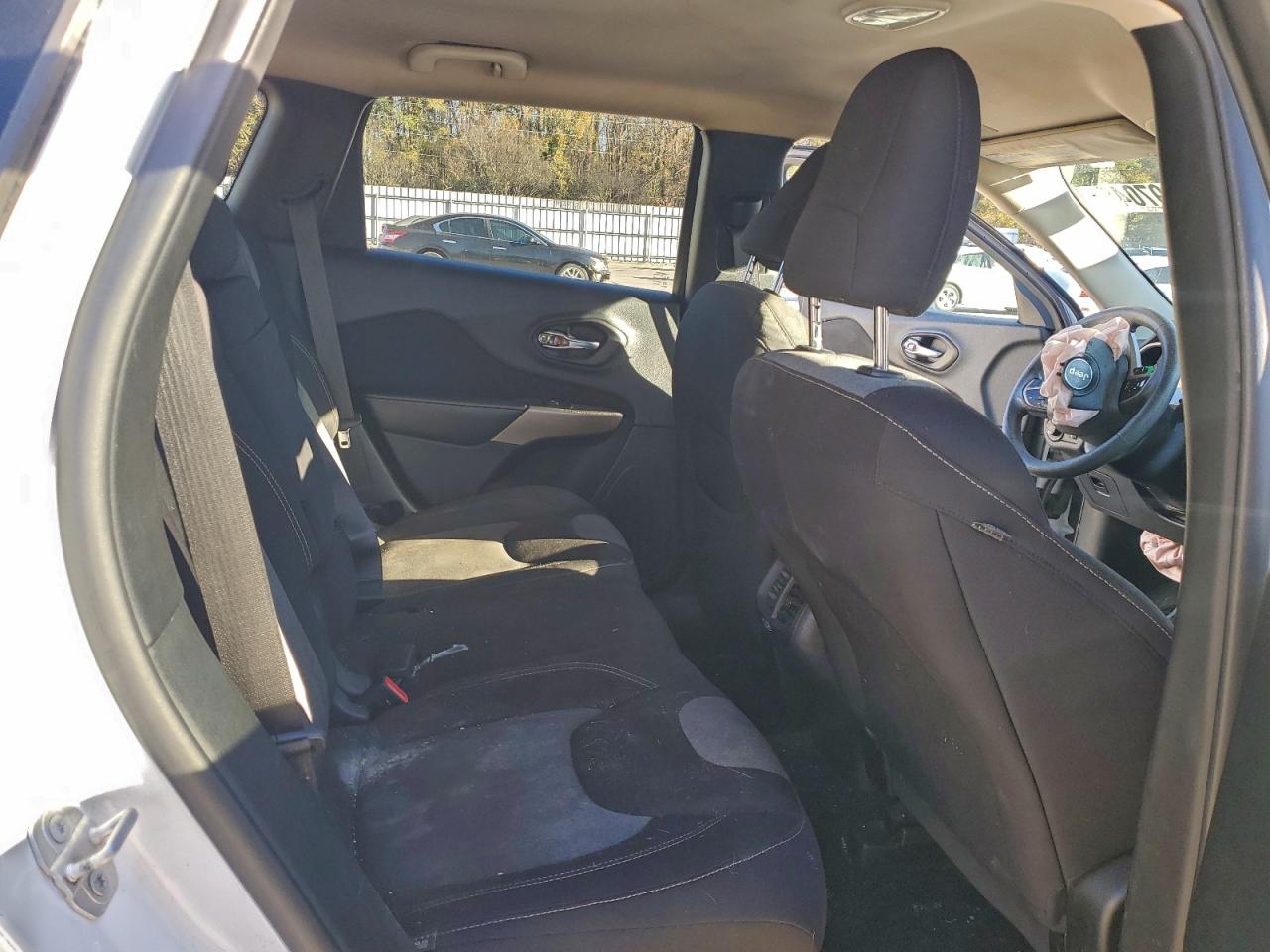 2018 JEEP CHEROKEE LATITUDE photo 19