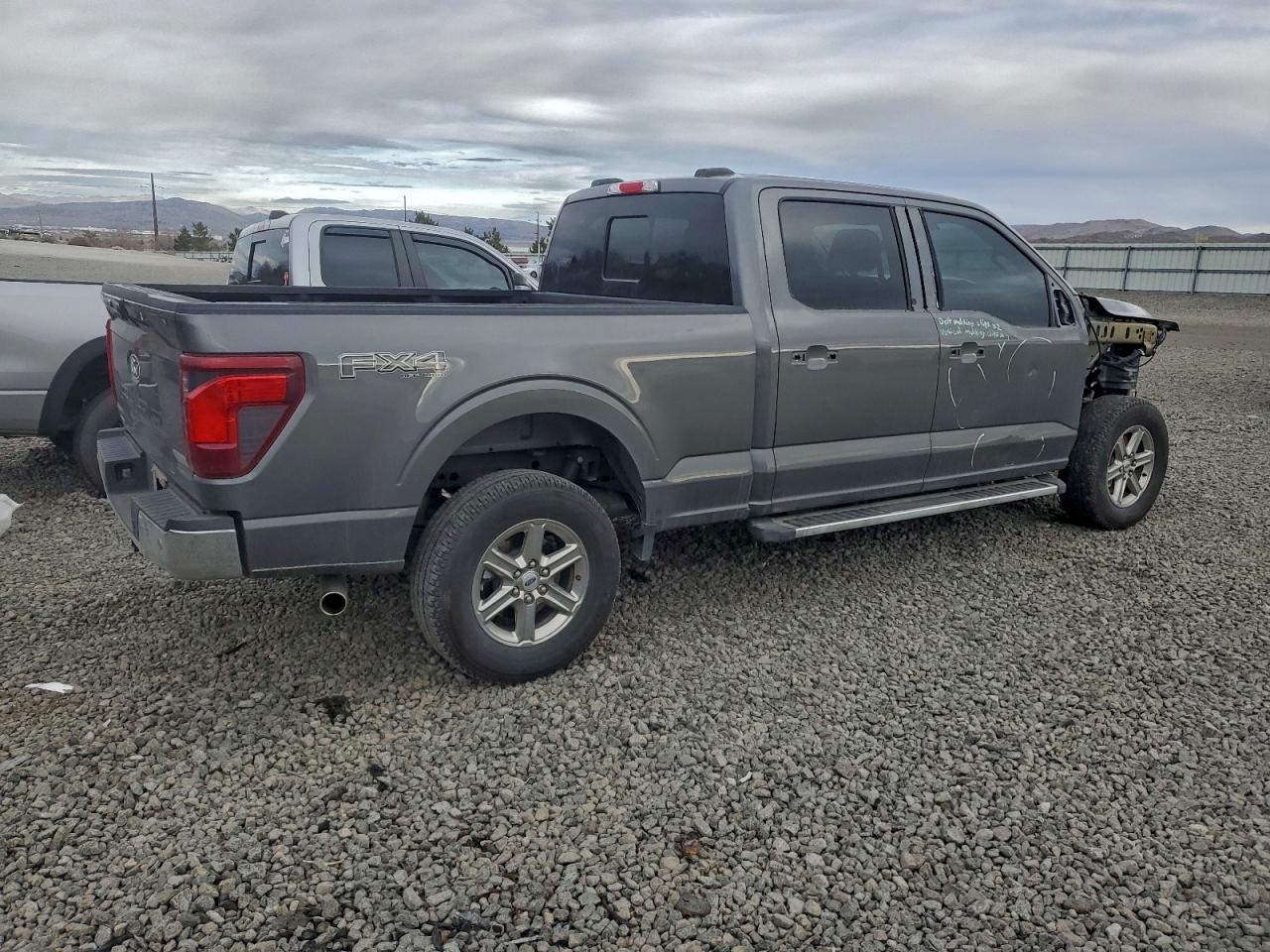 2024 FORD F150 XLT photo 7
