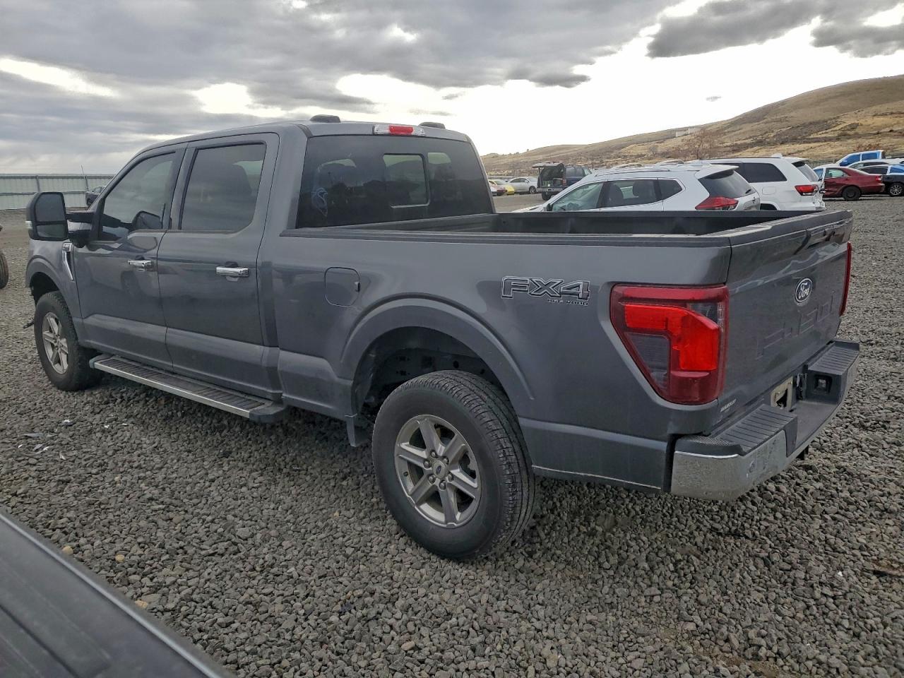 2024 FORD F150 XLT photo 4