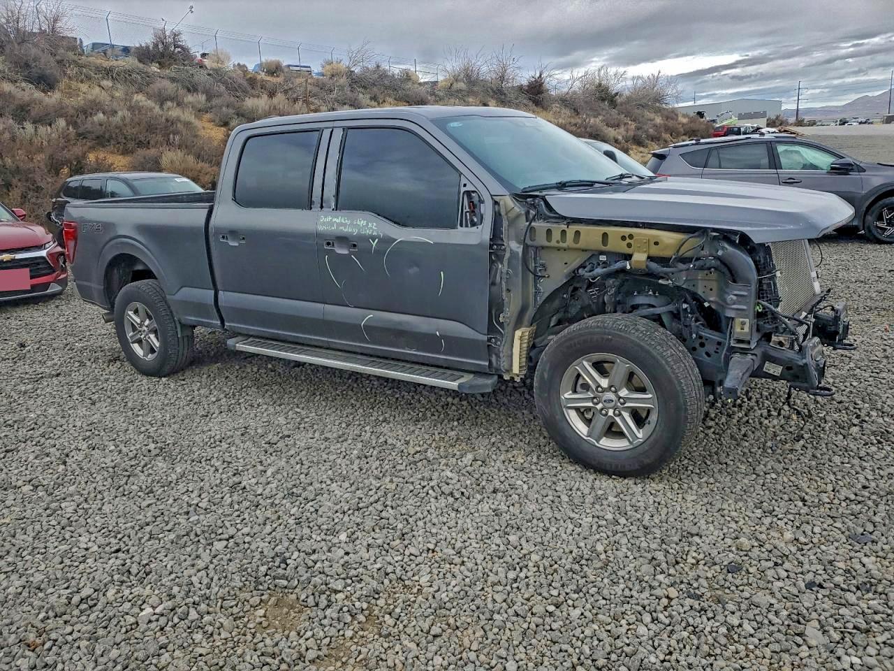 2024 FORD F150 XLT photo 10