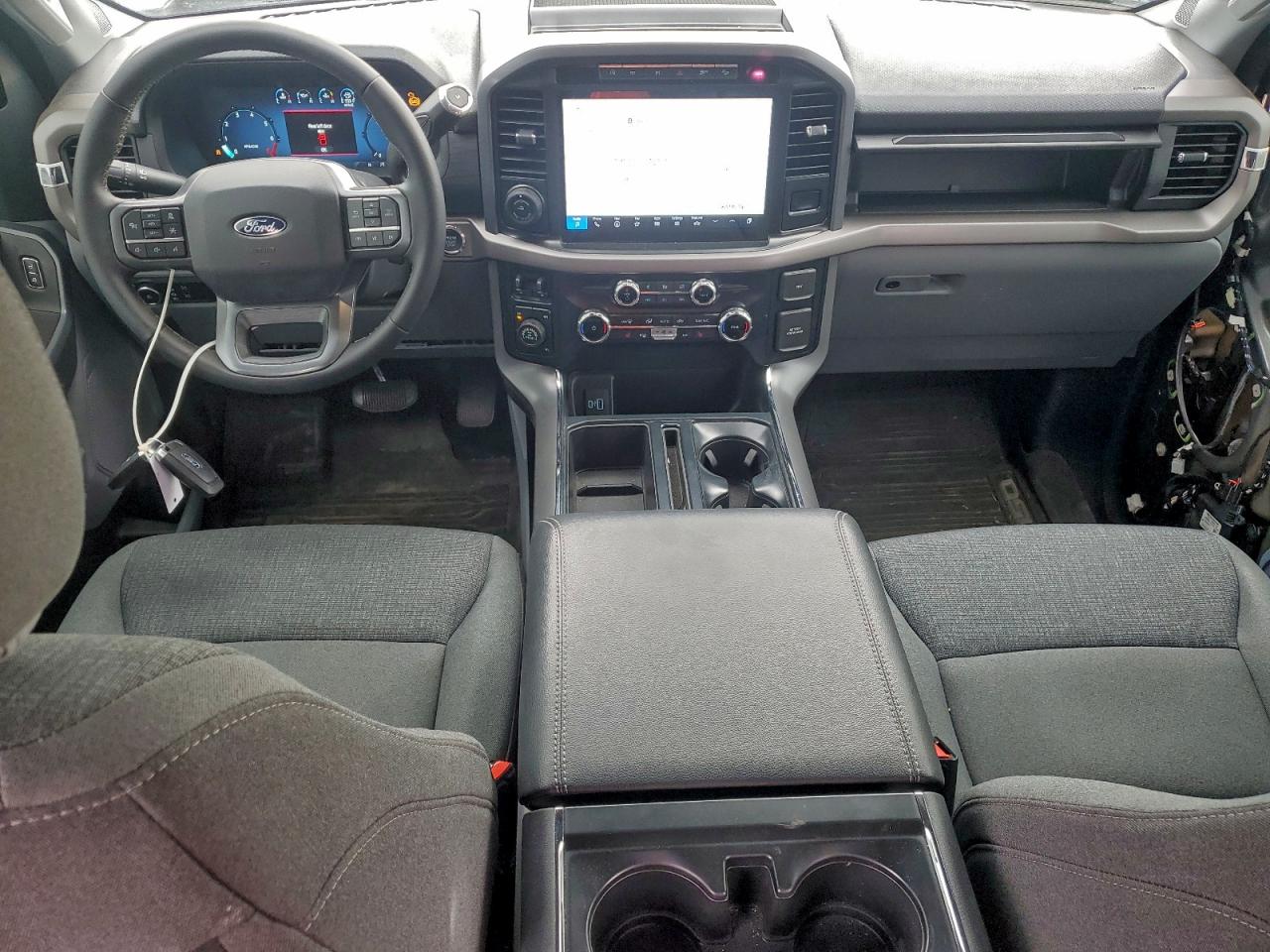 2024 FORD F150 XLT photo 22