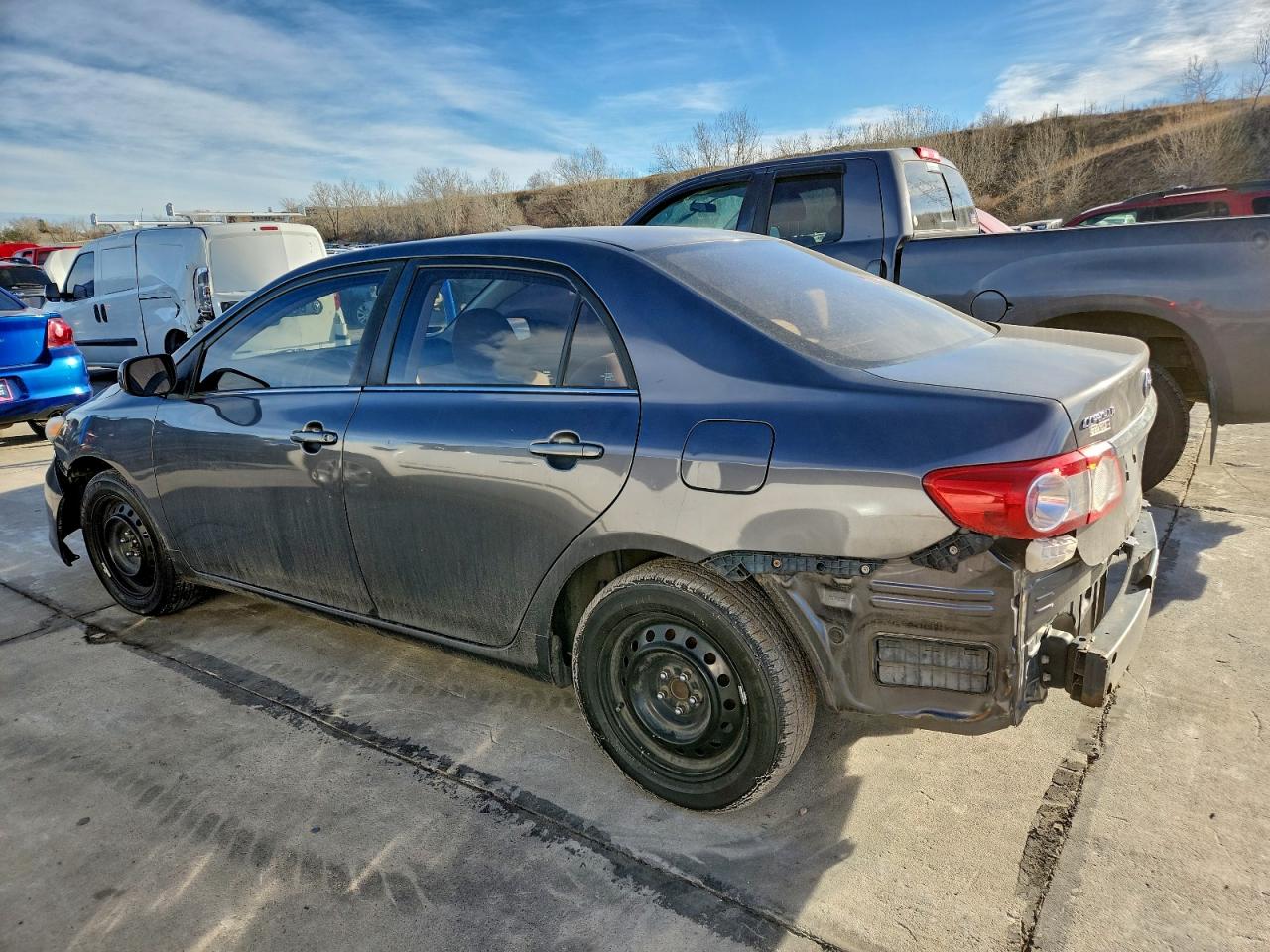 2013 TOYOTA COROLLA BASE photo 4