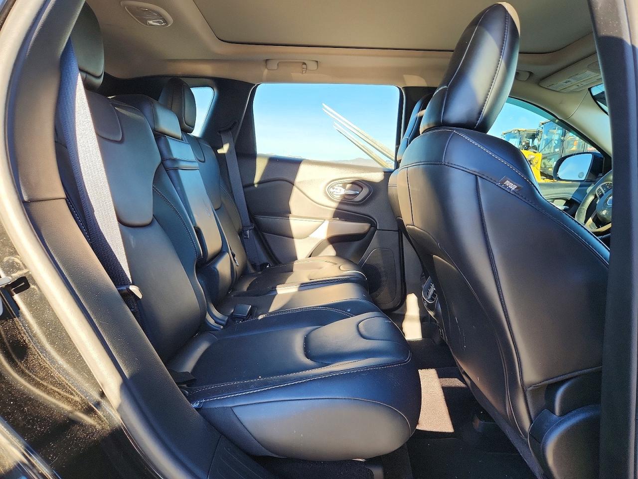 2017 JEEP CHEROKEE LIMITED photo 21