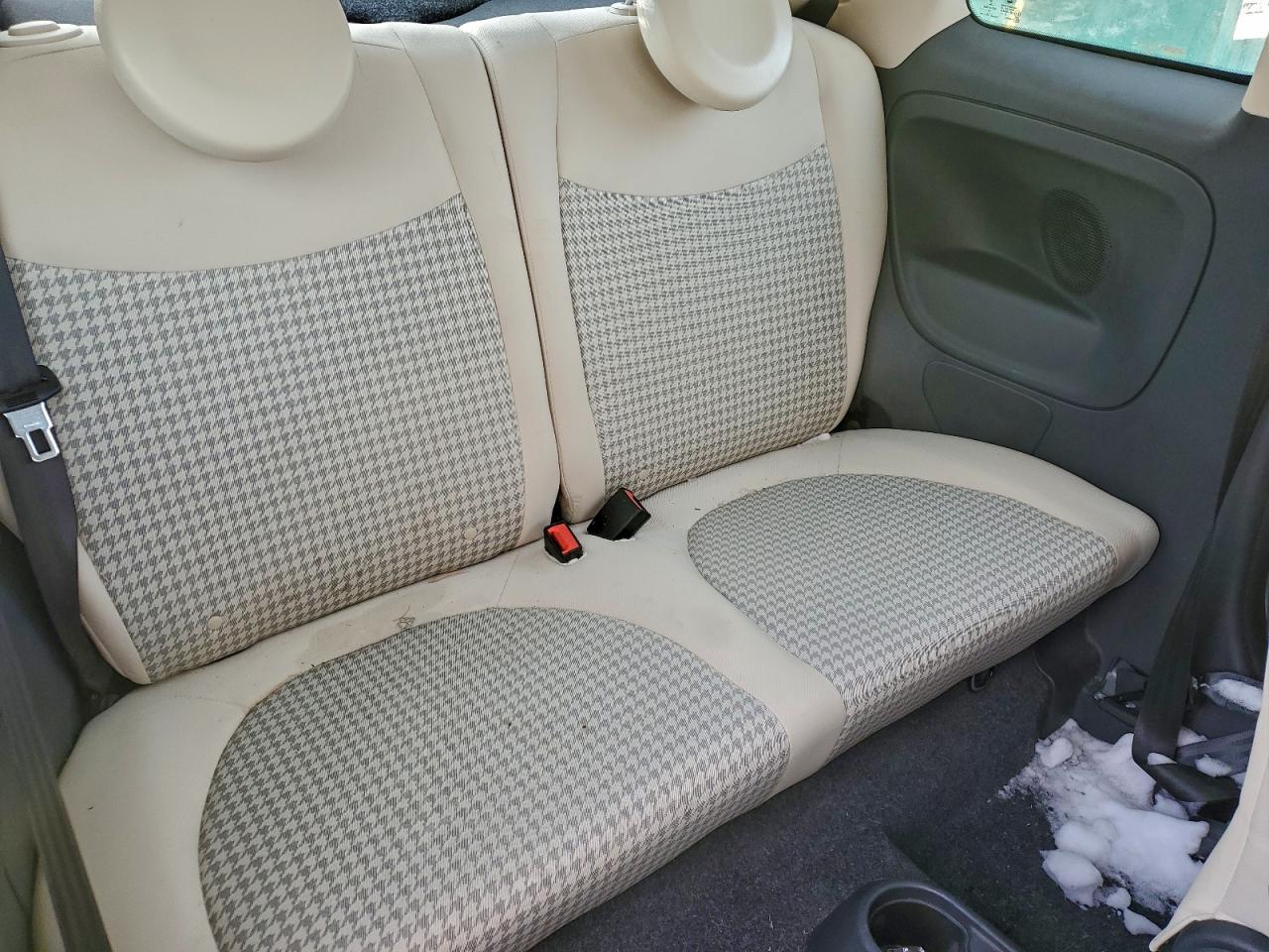 2017 FIAT 500 POP photo 10