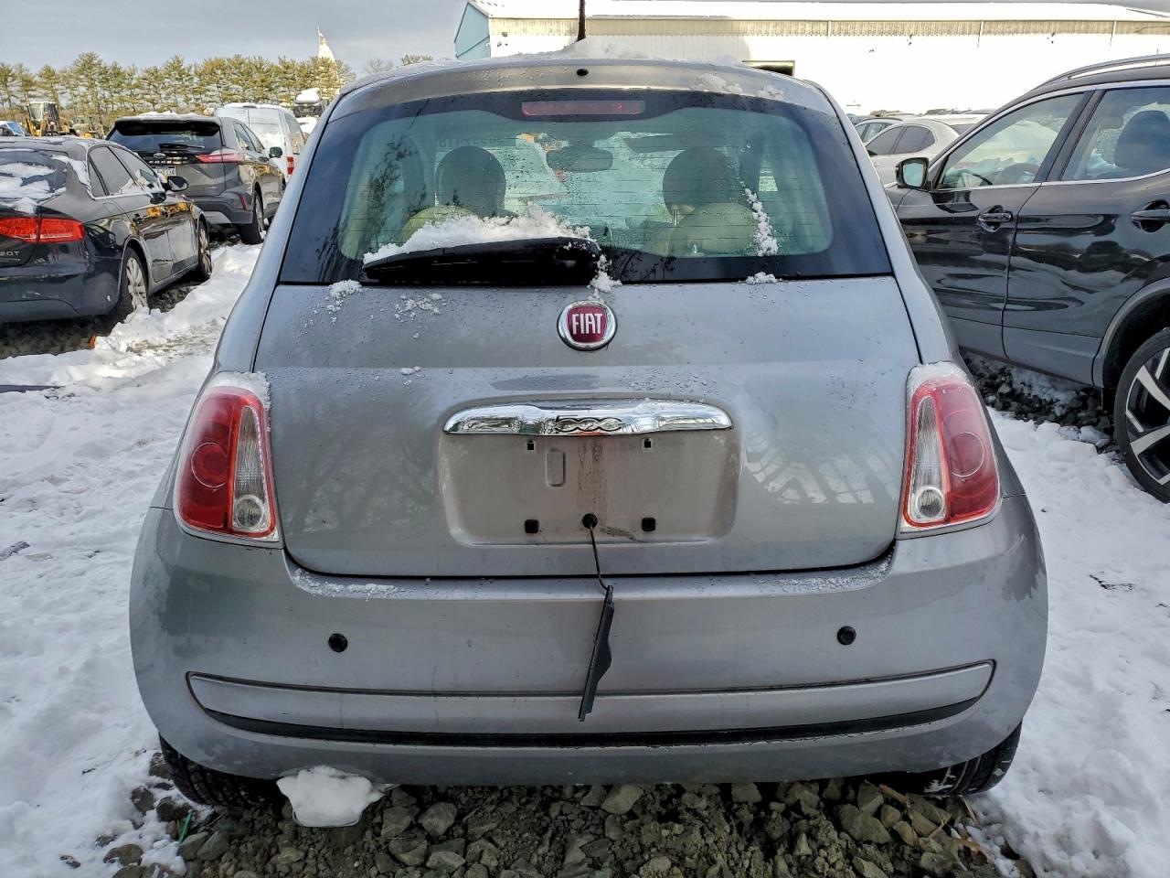 2017 FIAT 500 POP photo 6