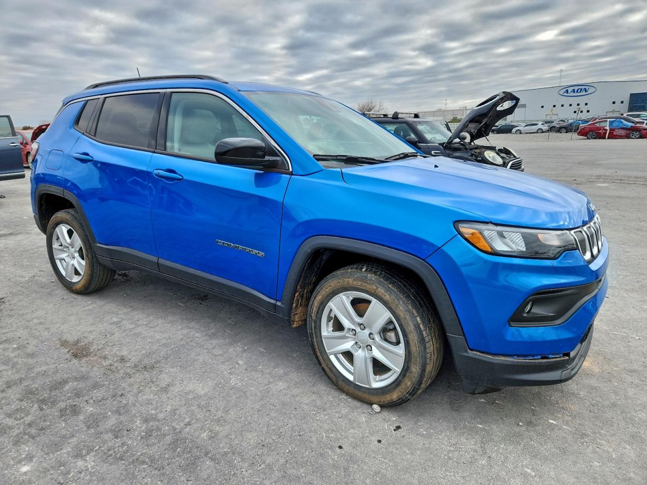 2022 JEEP COMPASS LATITUDE photo 4