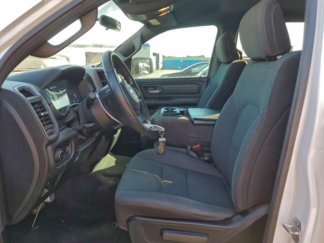 2023 RAM 1500 TRADESMAN photo 7