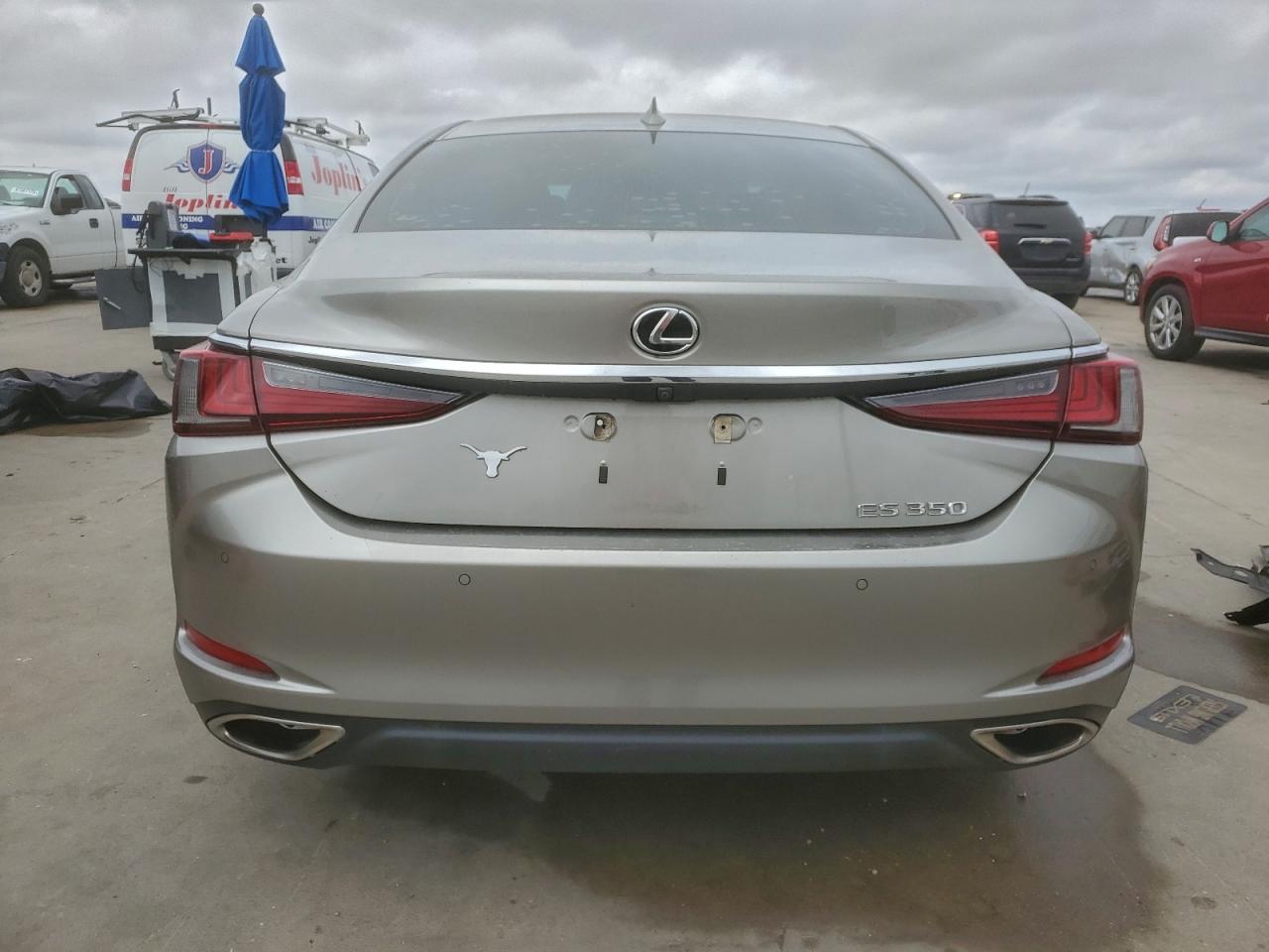 2019 LEXUS ES 350 photo 6