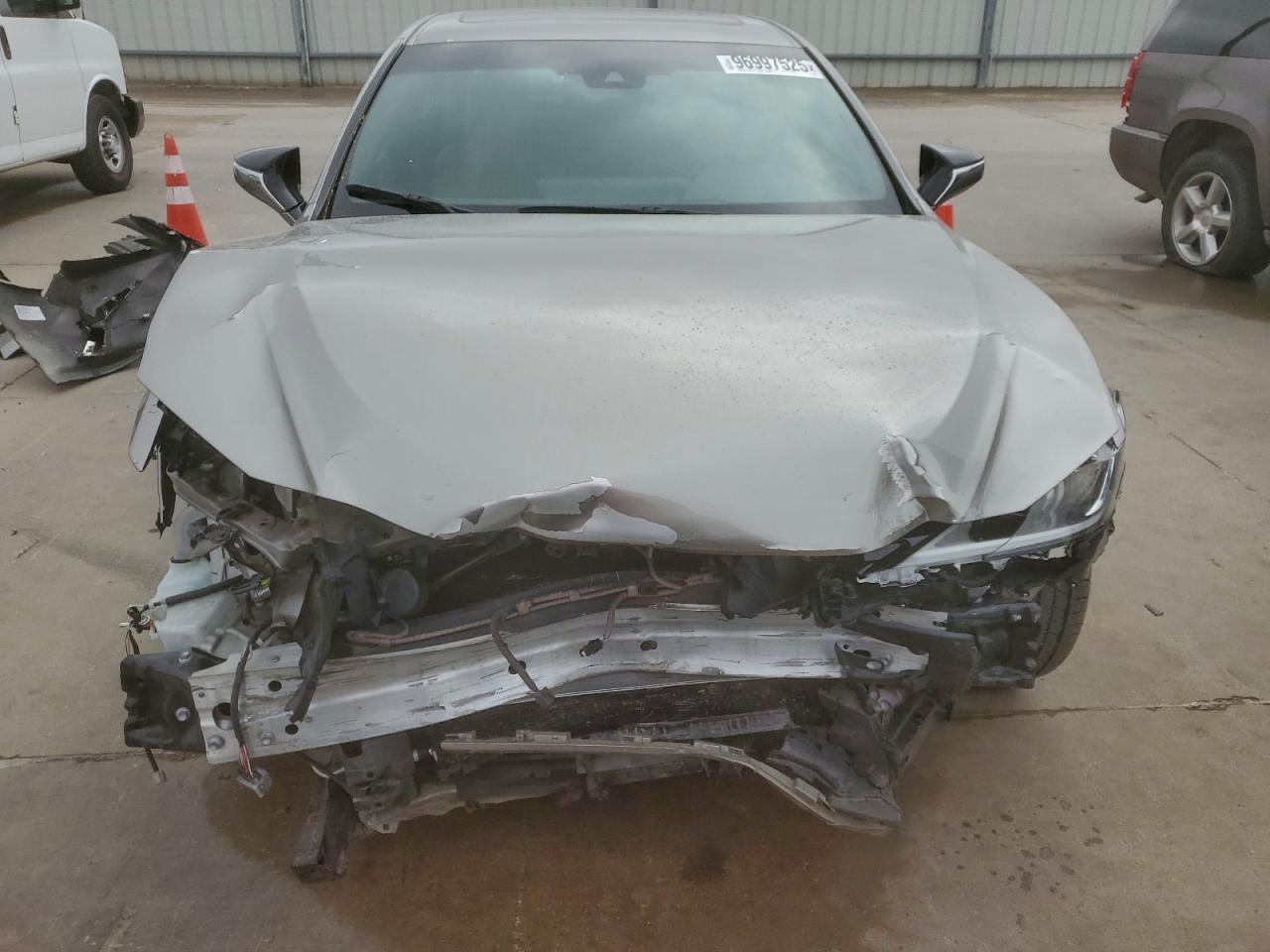 2019 LEXUS ES 350 photo 5
