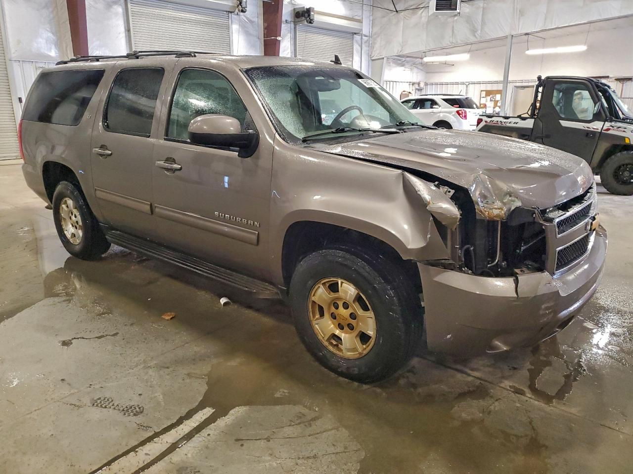 2013 CHEVROLET SUBURBAN K1500 LT photo 7