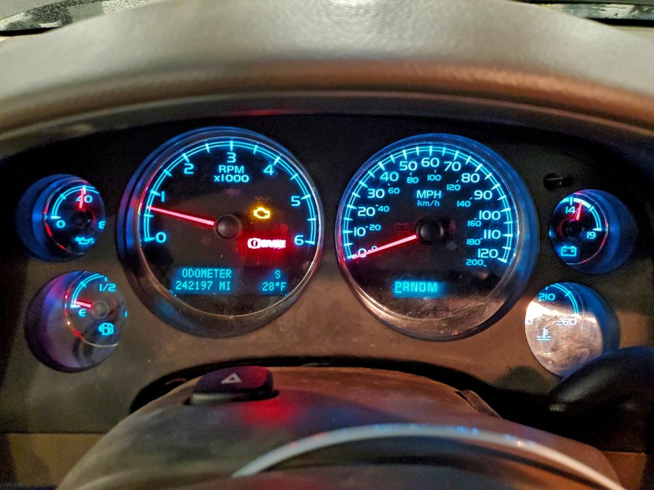 2013 CHEVROLET SUBURBAN K1500 LT photo 17