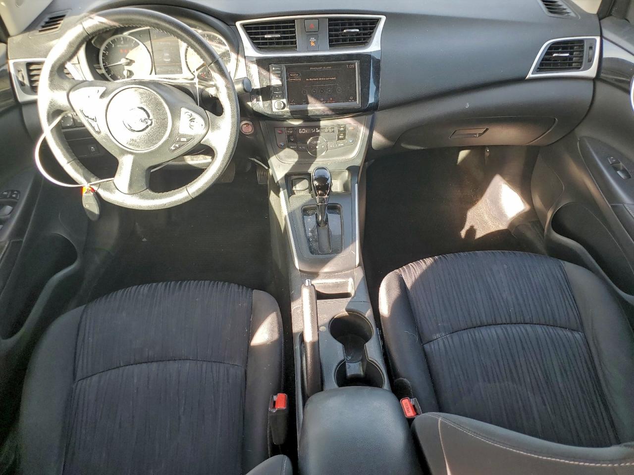 2019 NISSAN SENTRA S photo 8