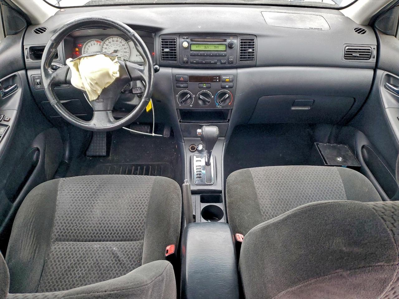 2005 TOYOTA COROLLA S photo 15